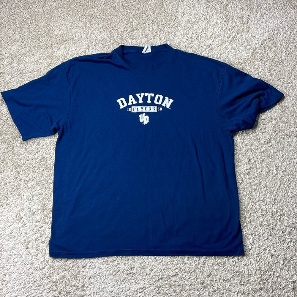 EUC Men’s University of Dayton Navy/White Short Sleeve Shirt Size XXL